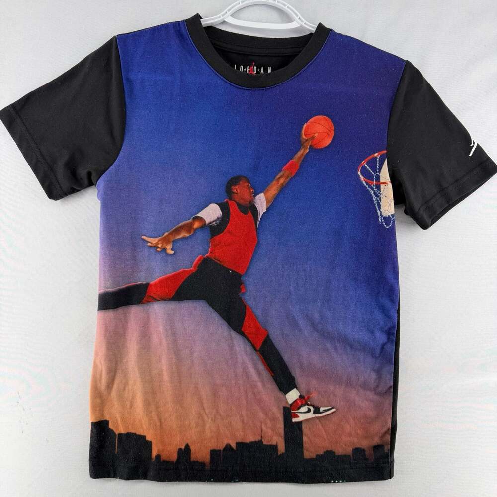 1426 Nike Air Jordan 23 Retro 88 Photo Vertical Dreams Skyline T-Shirt